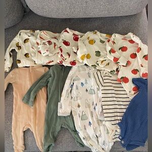 Newborn and smaller 0 to 3 month bundle